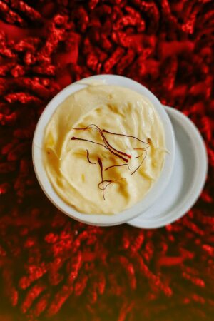 Alija brightening night cream